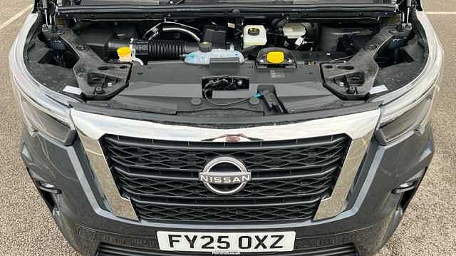 Nissan Primastar Nissan  30 L2 Diesel 2.0 dCi 150ps H1 Tekna Crew Van Auto