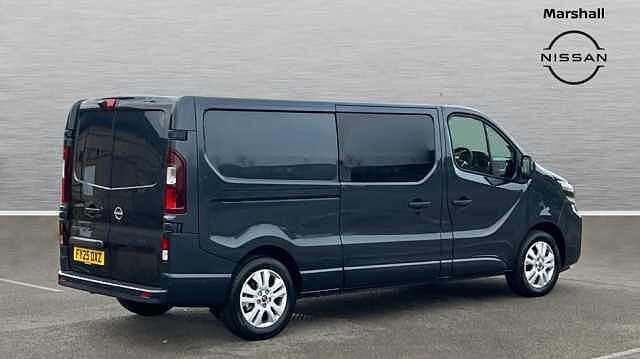 Nissan Primastar Nissan  30 L2 Diesel 2.0 dCi 150ps H1 Tekna Crew Van Auto