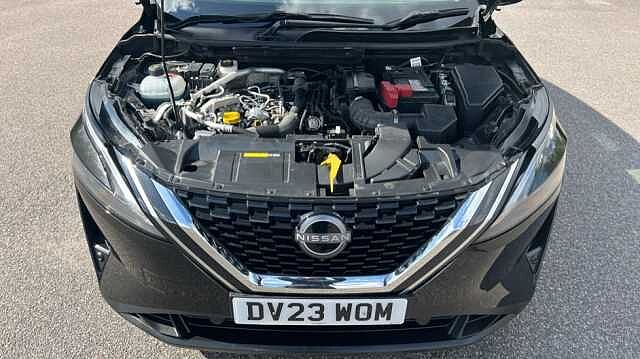 Nissan Qashqai 1.3 DiG-T MH 158 N-Connecta 5dr Xtronic