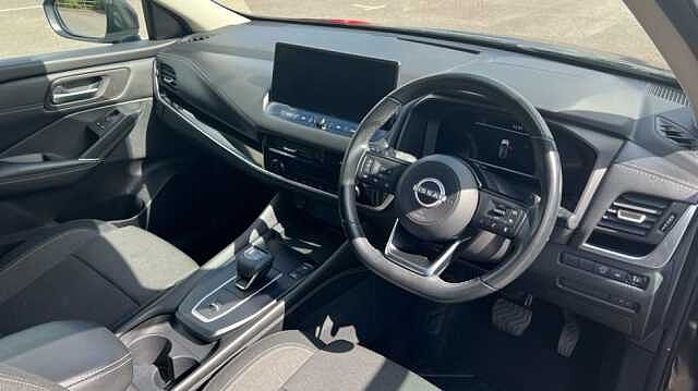 Nissan Qashqai 1.3 DiG-T MH 158 N-Connecta 5dr Xtronic