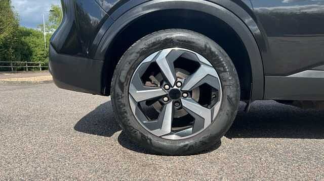 Nissan Qashqai 1.3 DiG-T MH 158 N-Connecta 5dr Xtronic