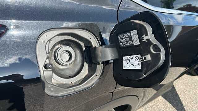 Nissan Qashqai 1.3 DiG-T MH 158 N-Connecta 5dr Xtronic