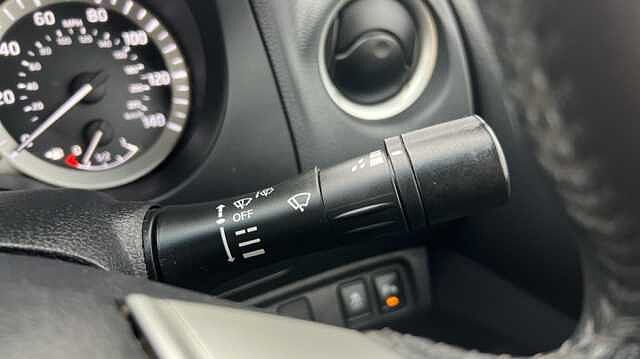 Nissan Navara NAVARA Double Cab Pick Up Tekna 2.3dCi 190 4WD Auto