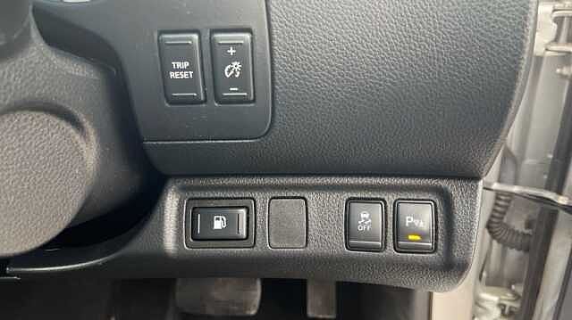 Nissan Navara NAVARA Double Cab Pick Up Tekna 2.3dCi 190 4WD Auto