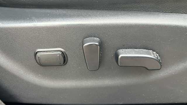 Nissan Navara NAVARA Double Cab Pick Up Tekna 2.3dCi 190 4WD Auto