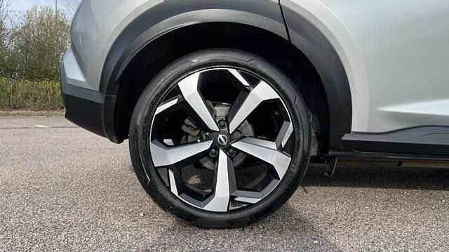 Nissan Juke JUKE 1.0 DiG-T 114 Tekna 5dr