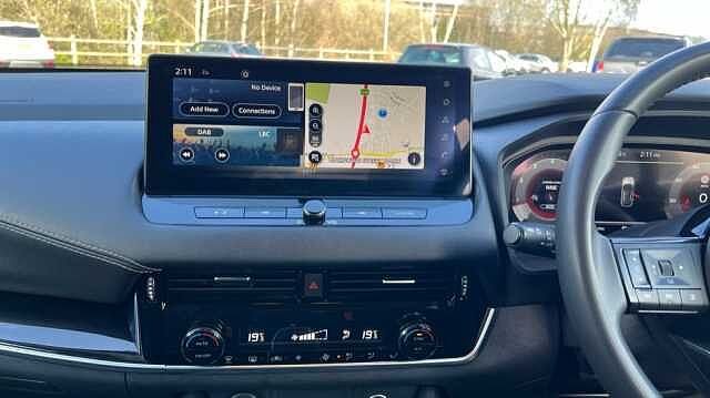 Nissan Qashqai QASHQAI 1.3 DiG-T MH 158 N-Connecta 5dr Xtronic