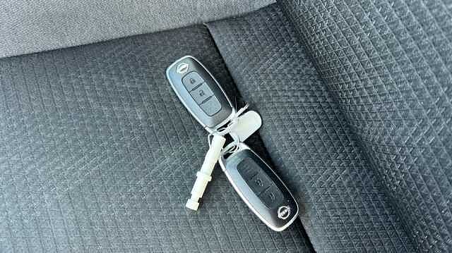 Nissan Qashqai QASHQAI 1.3 DiG-T MH 158 N-Connecta 5dr Xtronic