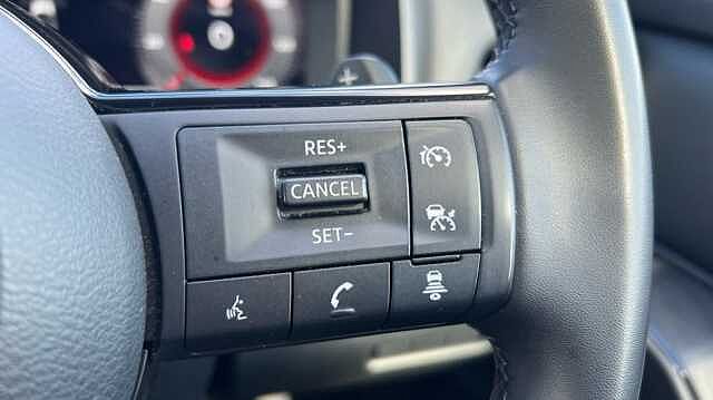 Nissan Qashqai QASHQAI 1.3 DiG-T MH 158 N-Connecta 5dr Xtronic