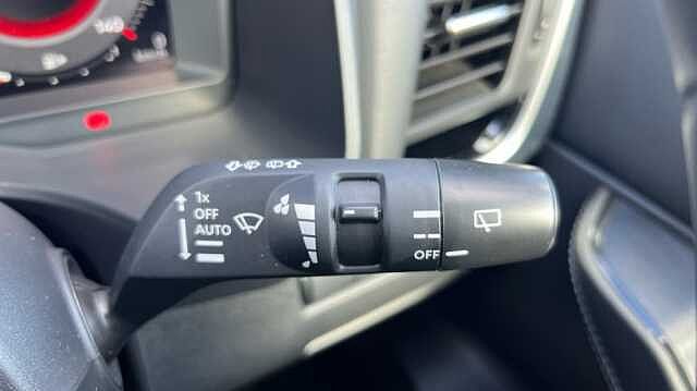 Nissan Qashqai QASHQAI 1.3 DiG-T MH 158 N-Connecta 5dr Xtronic