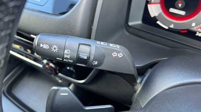 Nissan Qashqai QASHQAI 1.3 DiG-T MH 158 N-Connecta 5dr Xtronic