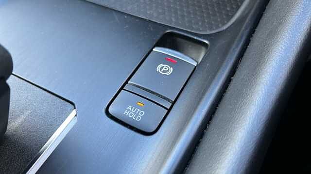 Nissan Qashqai QASHQAI 1.3 DiG-T MH 158 N-Connecta 5dr Xtronic