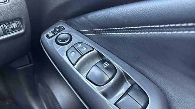 Nissan Juke JUKE 1.0 DiG-T 114 Tekna 5dr DCT