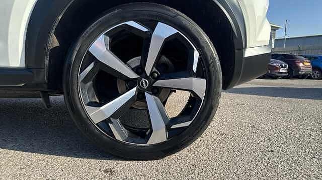 Nissan Juke JUKE 1.0 DiG-T 114 Tekna 5dr DCT