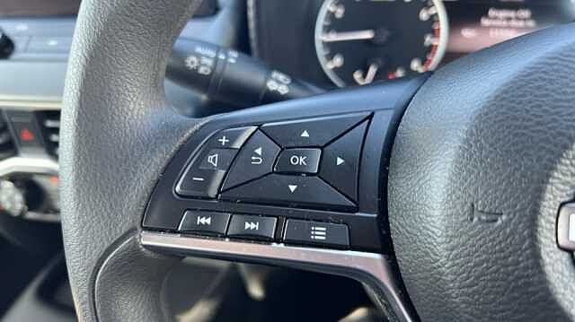 Nissan Juke JUKE 1.0 DiG-T Acenta Premium 5dr