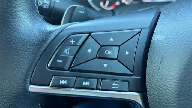 Nissan Juke JUKE 1.0 DiG-T 114 N-Connecta 5dr DCT