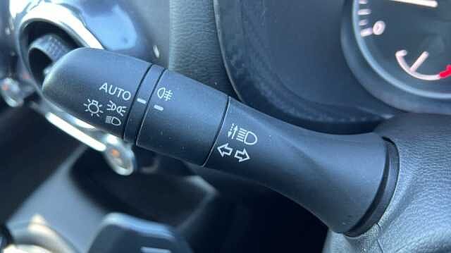 Nissan Juke JUKE 1.0 DiG-T 114 N-Connecta 5dr DCT