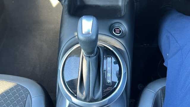 Nissan Juke JUKE 1.0 DiG-T 114 N-Connecta 5dr DCT