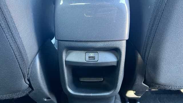 Nissan Juke JUKE 1.0 DiG-T 114 N-Connecta 5dr DCT