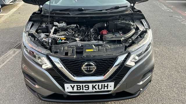 Nissan Qashqai QASHQAI 1.3 DiG-T Acenta Premium 5dr