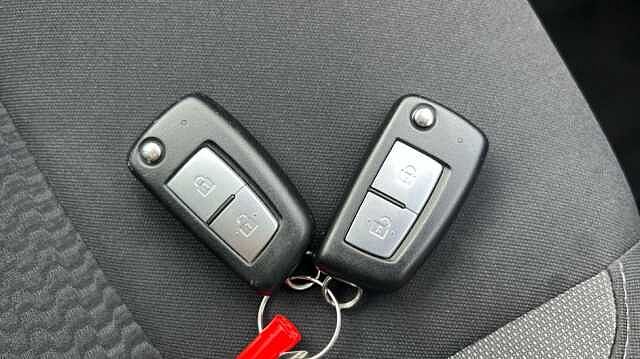 Nissan Qashqai QASHQAI 1.3 DiG-T Acenta Premium 5dr