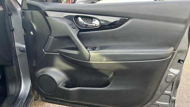 Nissan Qashqai QASHQAI 1.3 DiG-T Acenta Premium 5dr