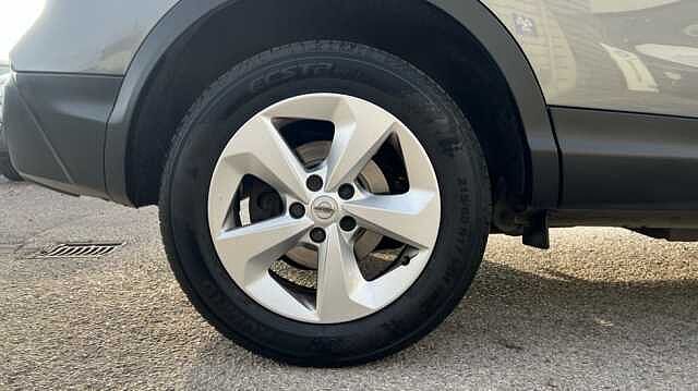 Nissan Qashqai QASHQAI 1.3 DiG-T Acenta Premium 5dr