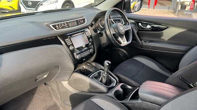 Nissan Qashqai QASHQAI 1.3 DiG-T Acenta Premium 5dr