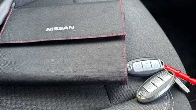 Nissan Qashqai QASHQAI 1.3 DiG-T MH N-Connecta 5dr