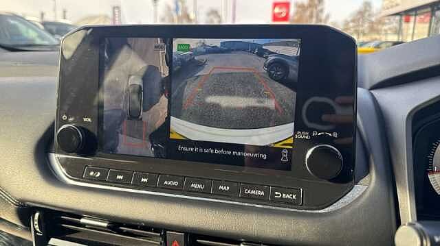 Nissan Qashqai QASHQAI 1.3 DiG-T MH N-Connecta 5dr