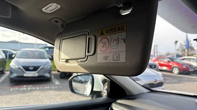 Nissan Qashqai QASHQAI 1.3 DiG-T MH N-Connecta 5dr