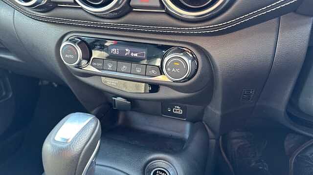 Nissan Juke JUKE 1.0 DiG-T 114 N-Connecta 5dr DCT