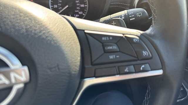 Nissan Juke JUKE 1.0 DiG-T 114 N-Connecta 5dr DCT