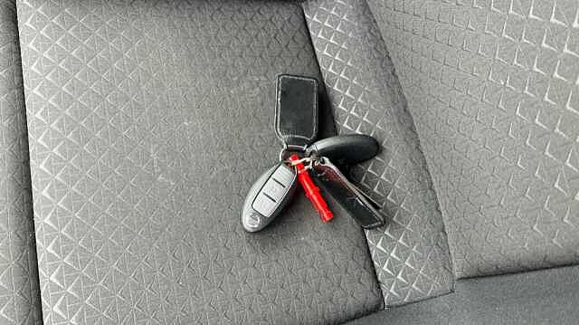 Nissan Juke JUKE 1.0 DiG-T 114 N-Connecta 5dr DCT