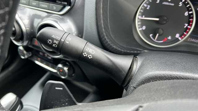 Nissan Juke JUKE 1.0 DiG-T 114 N-Connecta 5dr DCT