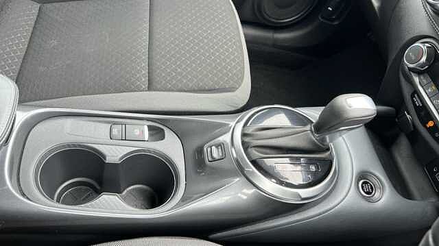 Nissan Juke JUKE 1.0 DiG-T 114 N-Connecta 5dr DCT