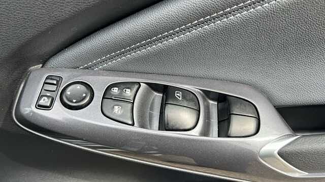 Nissan Juke JUKE 1.0 DiG-T 114 N-Connecta 5dr DCT