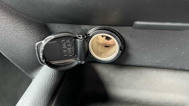 Nissan Juke JUKE 1.0 DiG-T 114 N-Connecta 5dr DCT