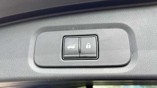 Nissan Qashqai QASHQAI 1.3 DiG-T MH 158 Tekna+ 5dr Xtronic