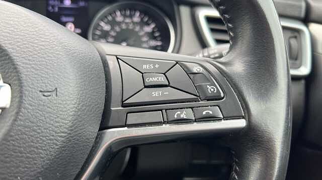 Nissan Qashqai QASHQAI 1.2 DiG-T Tekna 5dr