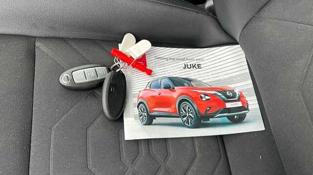 Nissan Juke JUKE 1.0 DiG-T 114 Tekna 5dr
