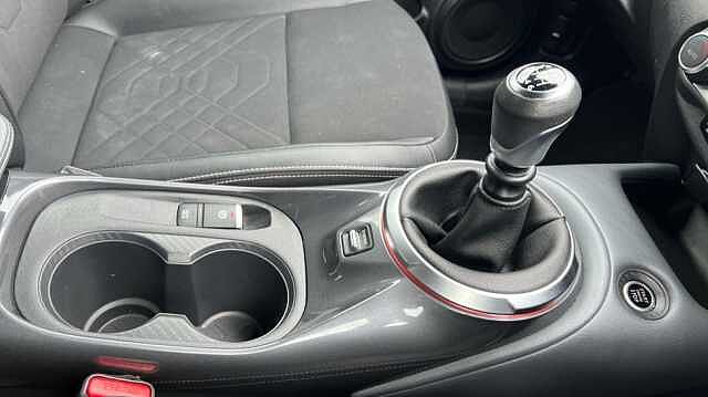 Nissan Juke JUKE 1.0 DiG-T 114 Tekna 5dr