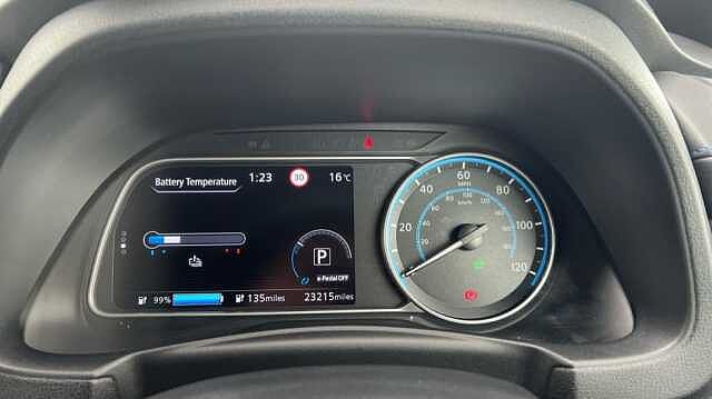 Nissan LEAF LEAF 110kW Tekna 39kWh 5dr Auto