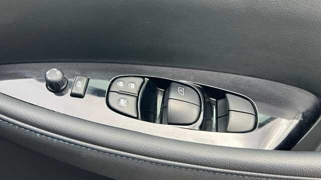 Nissan LEAF LEAF 110kW Tekna 39kWh 5dr Auto