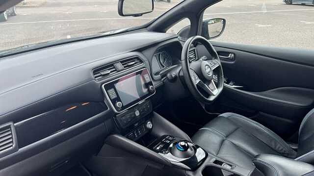 Nissan LEAF LEAF 110kW Tekna 39kWh 5dr Auto