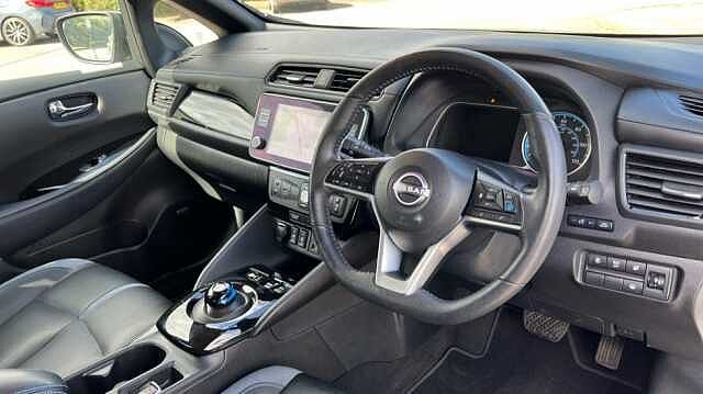 Nissan LEAF LEAF 110kW Tekna 39kWh 5dr Auto
