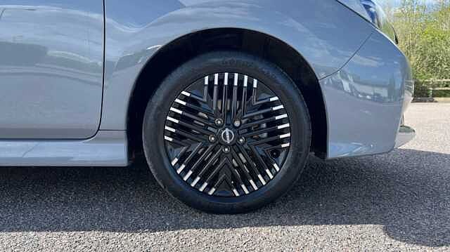 Nissan LEAF LEAF 110kW Tekna 39kWh 5dr Auto