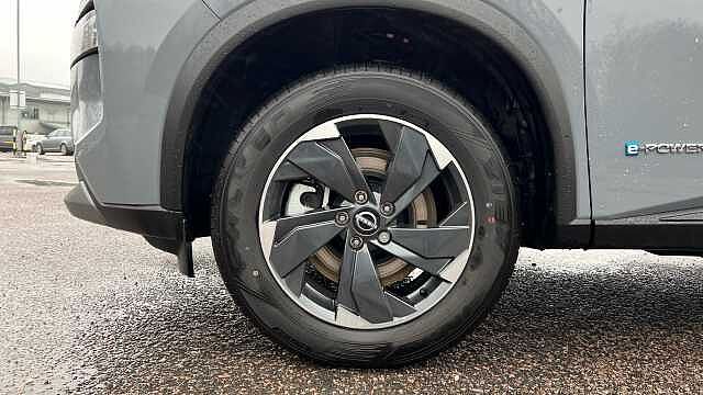 Nissan X-Trail Nissan X-trail Station Wagon 1.5 E-Power E-4orce 213 N-Connecta 5dr Auto