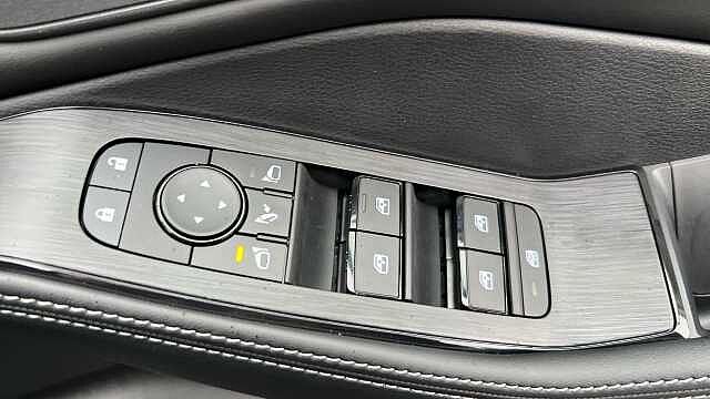 Nissan X-Trail Nissan X-trail Station Wagon 1.5 E-Power E-4orce 213 N-Connecta 5dr Auto