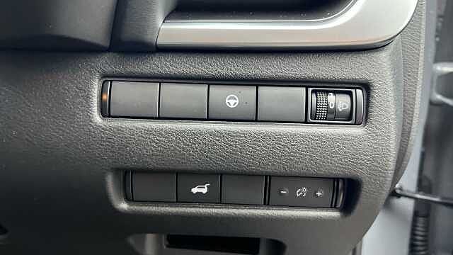 Nissan X-Trail Nissan X-trail Station Wagon 1.5 E-Power E-4orce 213 N-Connecta 5dr Auto